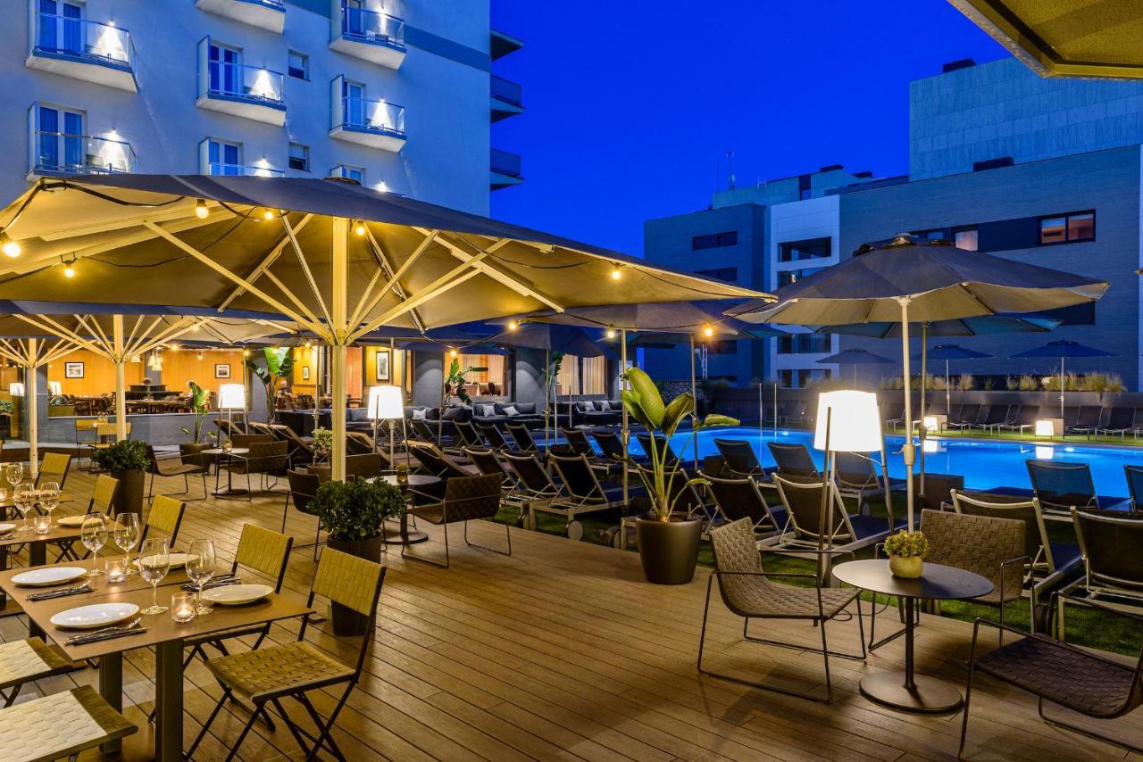 Astari Hotel Tarragona Bagian luar foto